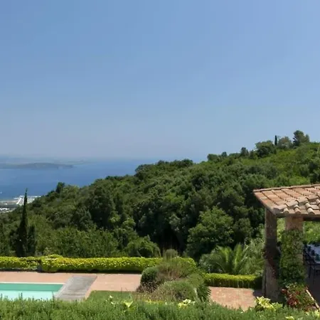 Villaflair - Sea View فيلة